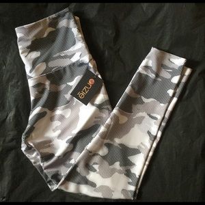 Onzie Leggings